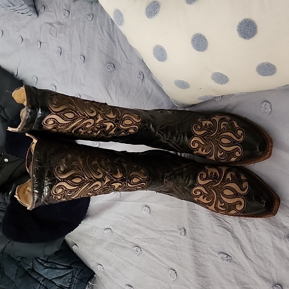 Black and Tan Ladies Cowgirl Boots